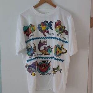 Vintage 90s Single Stitching White Colorful Fish Graphic T-Shirt Unisex Sz Large